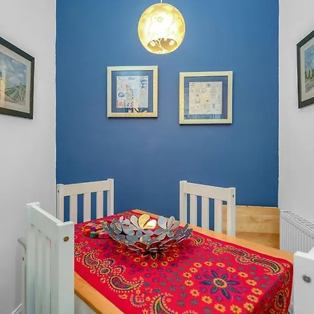 Homely In Trendy Stockbridge EDI
