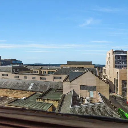 Daire Large Super 3 Bed -princes Street, Parking Edinburgh