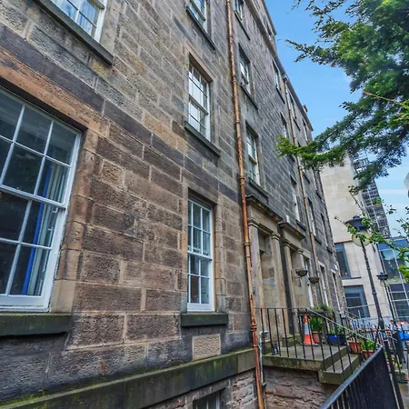 Lägenhet Large Super 3 Bed -princes Street, Parking *