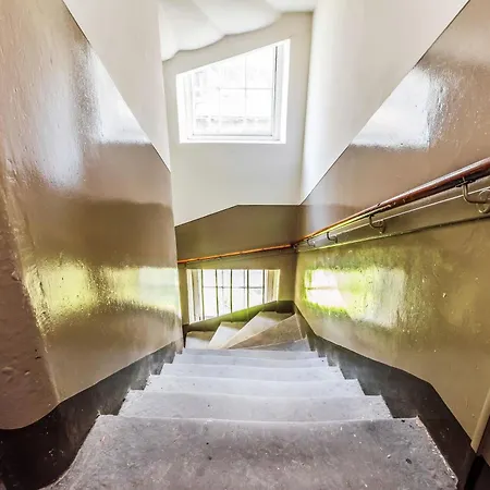 Large Super 3 Bed -princes Street, Parking Apartamento Edimburgo