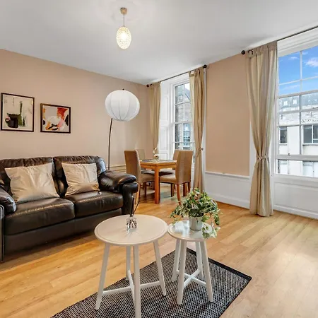 Gorgeous, Cozy 2br Royal Mile-old Town Appartement