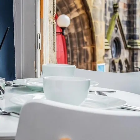 Cozy At Castle, Parking * Edinburgh