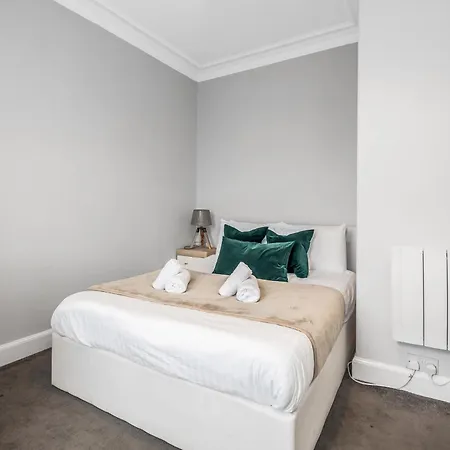 公寓 Cosy From Near Holyrood Palace 爱丁堡