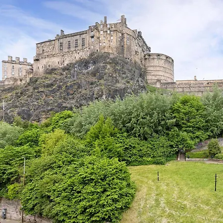 Castle View In The Heart Of Historic Old Town Appartement Edinburgh