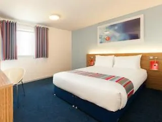 Travelodge Central Princes Street 3*