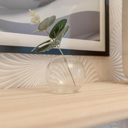 Central, Cozy 2br-1ba-haymarket - With Parking Apartment Edinburgh