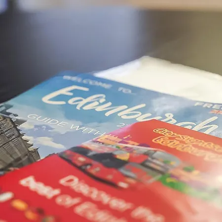 Beautiful Designer 2 Bed 2 Bath Old Town - Parking *