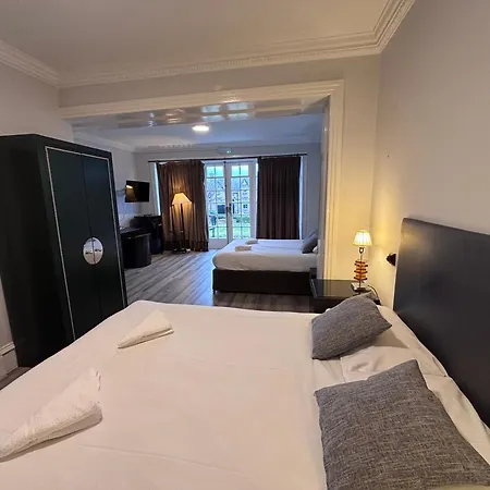 No6 West Coates 3* 爱丁堡