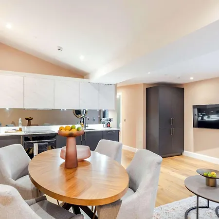 Apartment Dragon Luxury Serviced At Albyn Place *