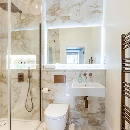 Dragon Luxury Serviced At Albyn Place Apartment Edinburgh