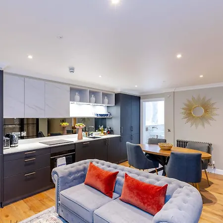 Dragon Luxury Serviced At Albyn Place