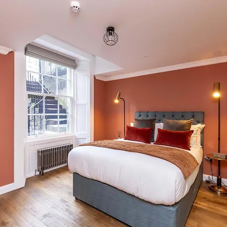 Dragon Luxury Serviced At Albyn Place * Edynburg