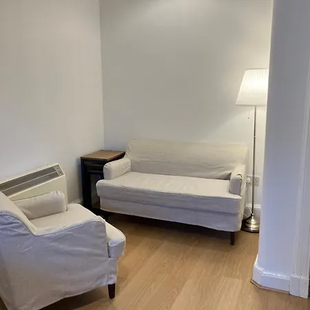 Great For Couples And Young Families Apartment