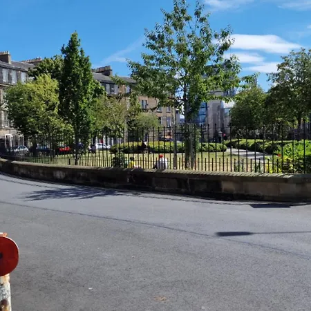 Gardner's Crescent * Edimburgo