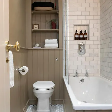 Casa de Férias Luxury Mews In The Heart Of New Town Edimburgo