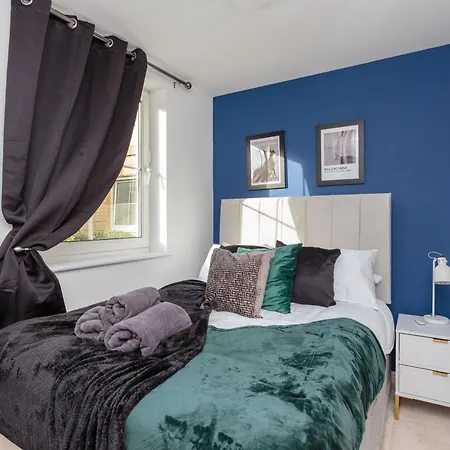 Stylish 2 Bedroom In Διαμέρισμα *
