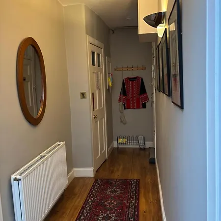 Lejlighed Stunning 2-bedroom Georgian Flat, Centre *