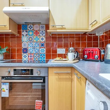 شقة Gorgeous Centre Pad, 2 Bedrooms إدنبرة