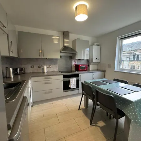 2-bed Retreat * Edinburgh