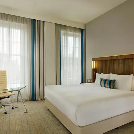 Courtyard By Marriott Hotel 4*
