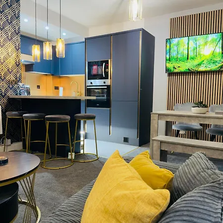 아파트 Two Bedroom Apartment-central Edinburgh-old Town-licensed