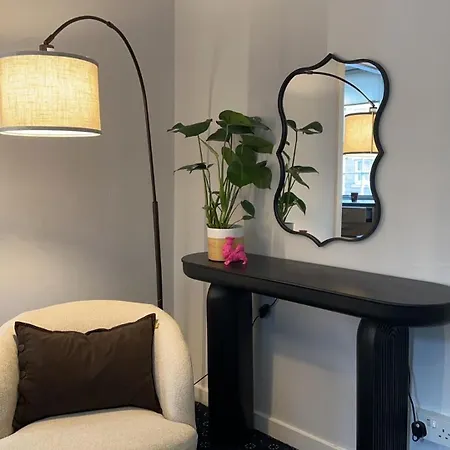 Nicolson Street Two Bedrooms Appartamento