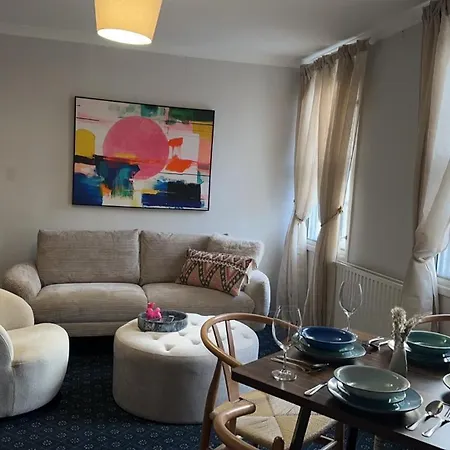 Apartment Nicolson Street Two Bedrooms
