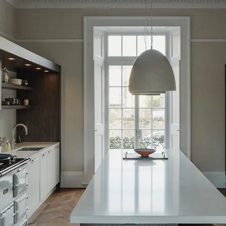 Apartment Prestigious Townhouse Close To Princes Street Edinburgh