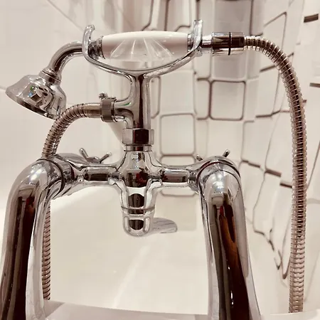 Attractions Retreat エディンバラ