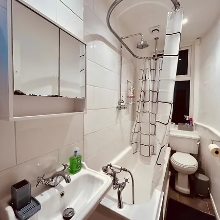 Attractions Retreat Apartment