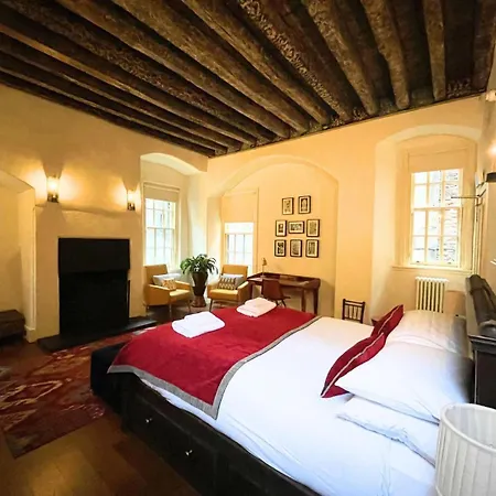 The Kings Chamber Apartment Edinburgh