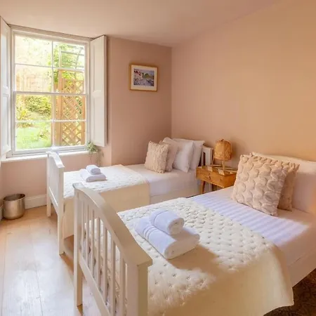 The Retreat Stockbridge Apartment *