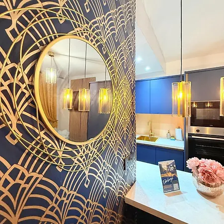 Two Bedroom Apartment-central Edinburgh-old Town-licensed *