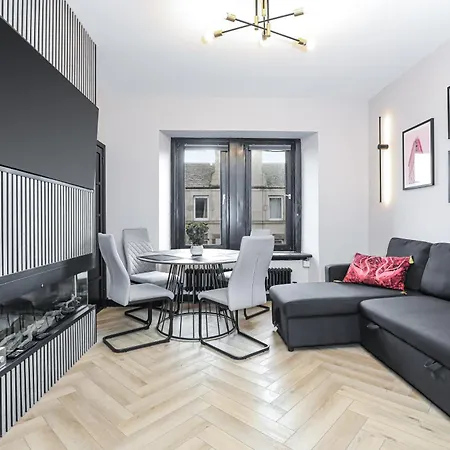 1 Bedroom Gorgie Sleeps 4 Easy Access * Edinburgh