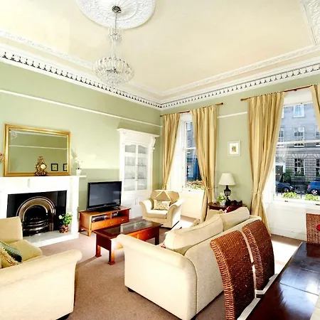 Elegant New Town Georgian Centre Flat Apartment *