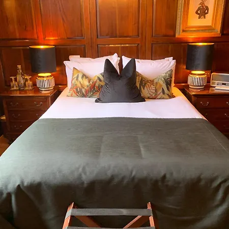 23 Mayfield 5* Edinburgh