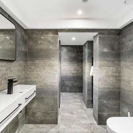 Apartment Righ - Luxury West End Artisan