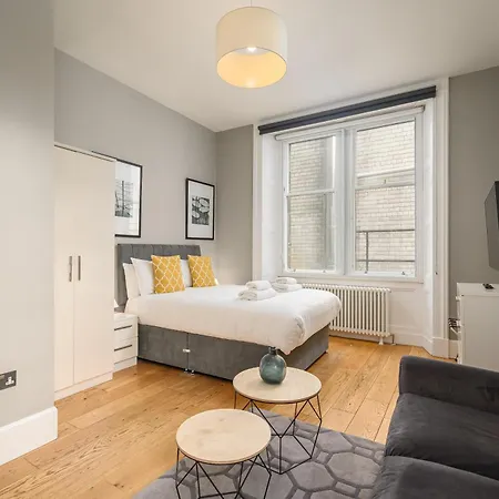 Destiny Scotland - St Andrew Square Apartmán