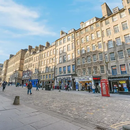 Old Town Romantic Getaway アパート