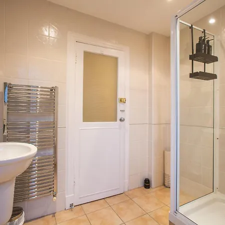 Guest house Sailte House *