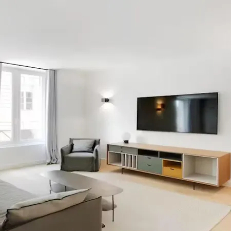Luxury 3bdr Penthouse In Apartment