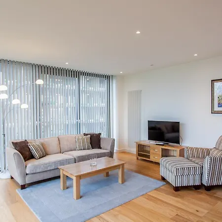 My-quartermile Apartment
