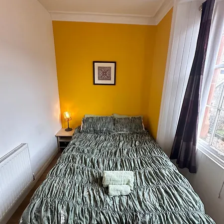 Cosy In Centre , 2 Bedroom1 Bathroom Apartment Edinburgh
