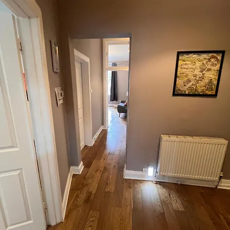 John Knox's On Edinburgh's Royal Mile *