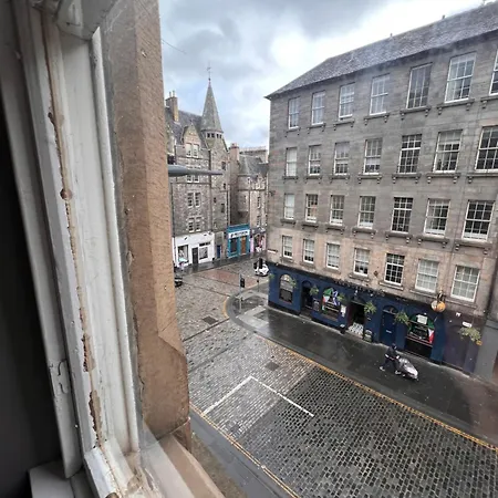 Апартаменты John Knox's On Edinburgh's Royal Mile Эдинбург