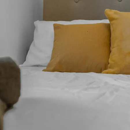 Centre - Tram - The Jameson Apartman