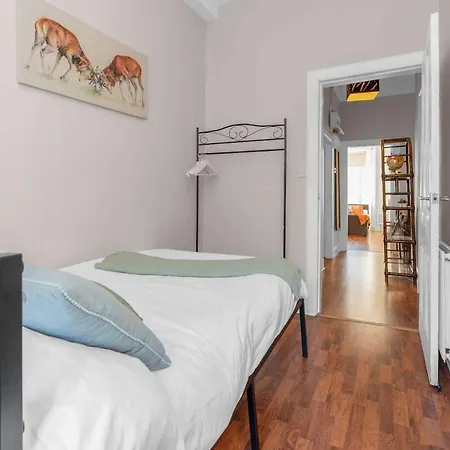 アパート Free Parking | Centre | Sleeps 9 | 3 Bedrooms