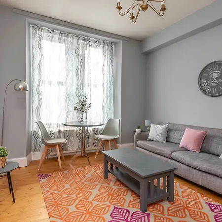Lägenhet 1 Bed In Leith Edinburg
