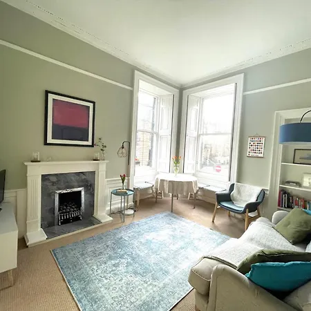 شقة Charming, & Spacious Georgian 3 Bed *