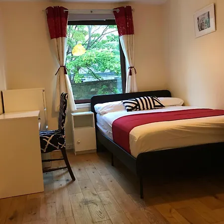 Centre Old Town 3 Bedrooms Edimburgo
